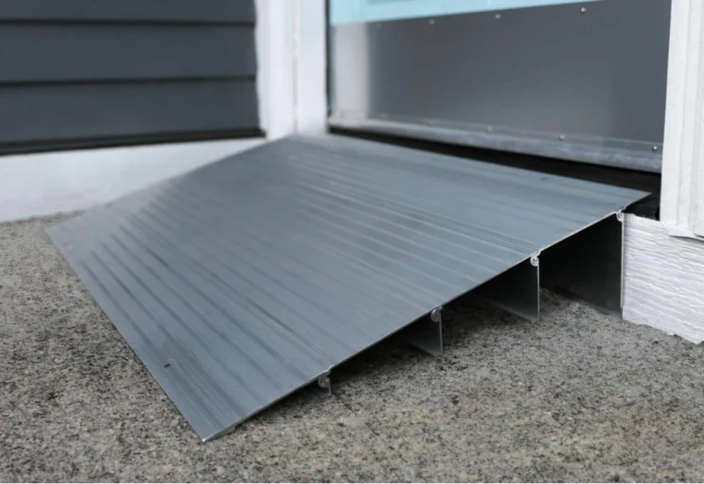 <center>Transition Modular Ramps